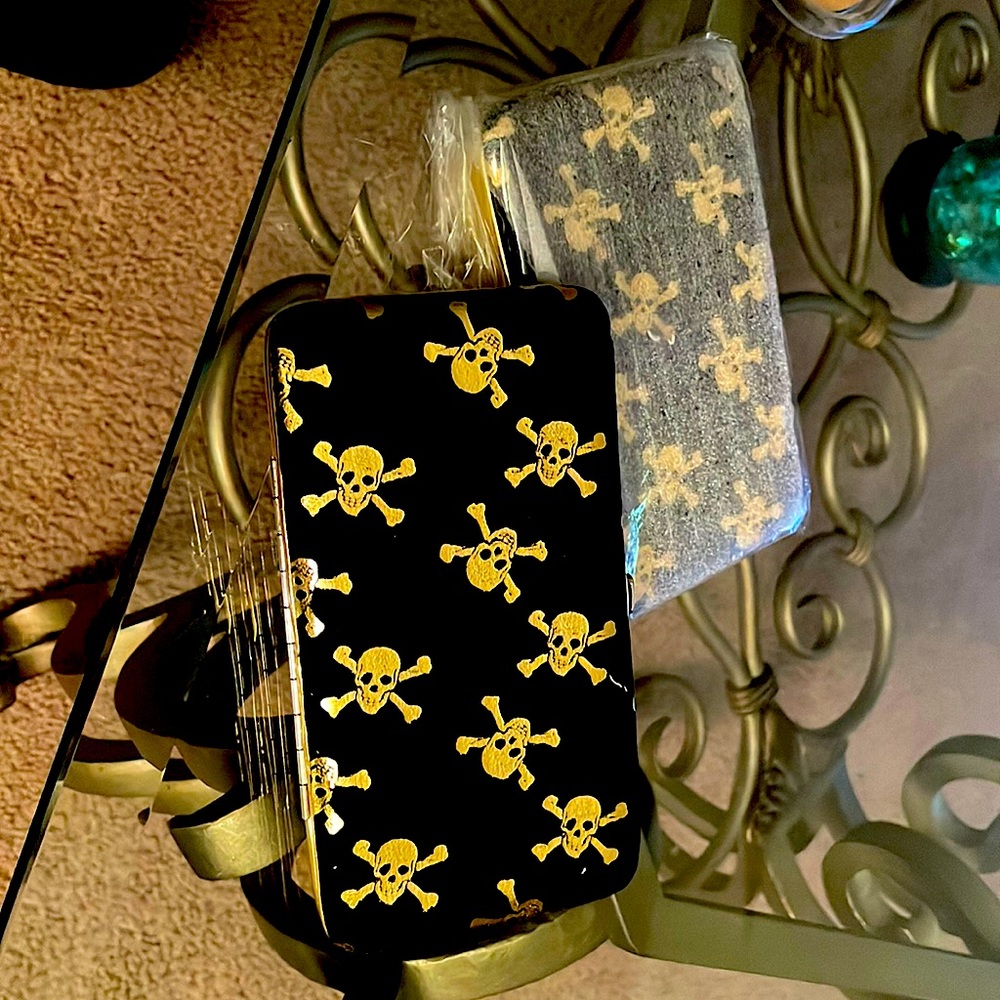 Gold skull wallet